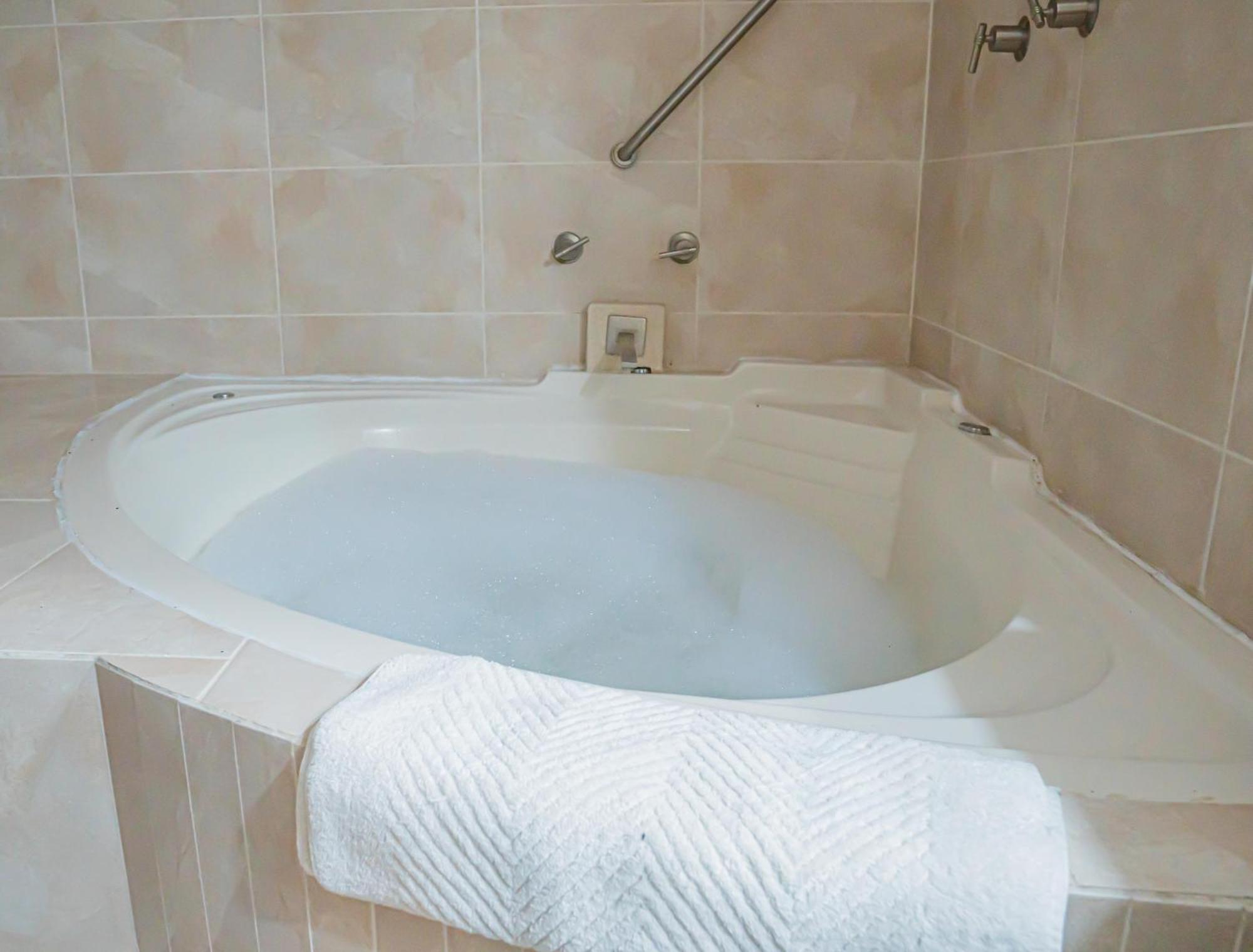 Hotel Zapotlan Ciudad Guzman Eksteriør bilde