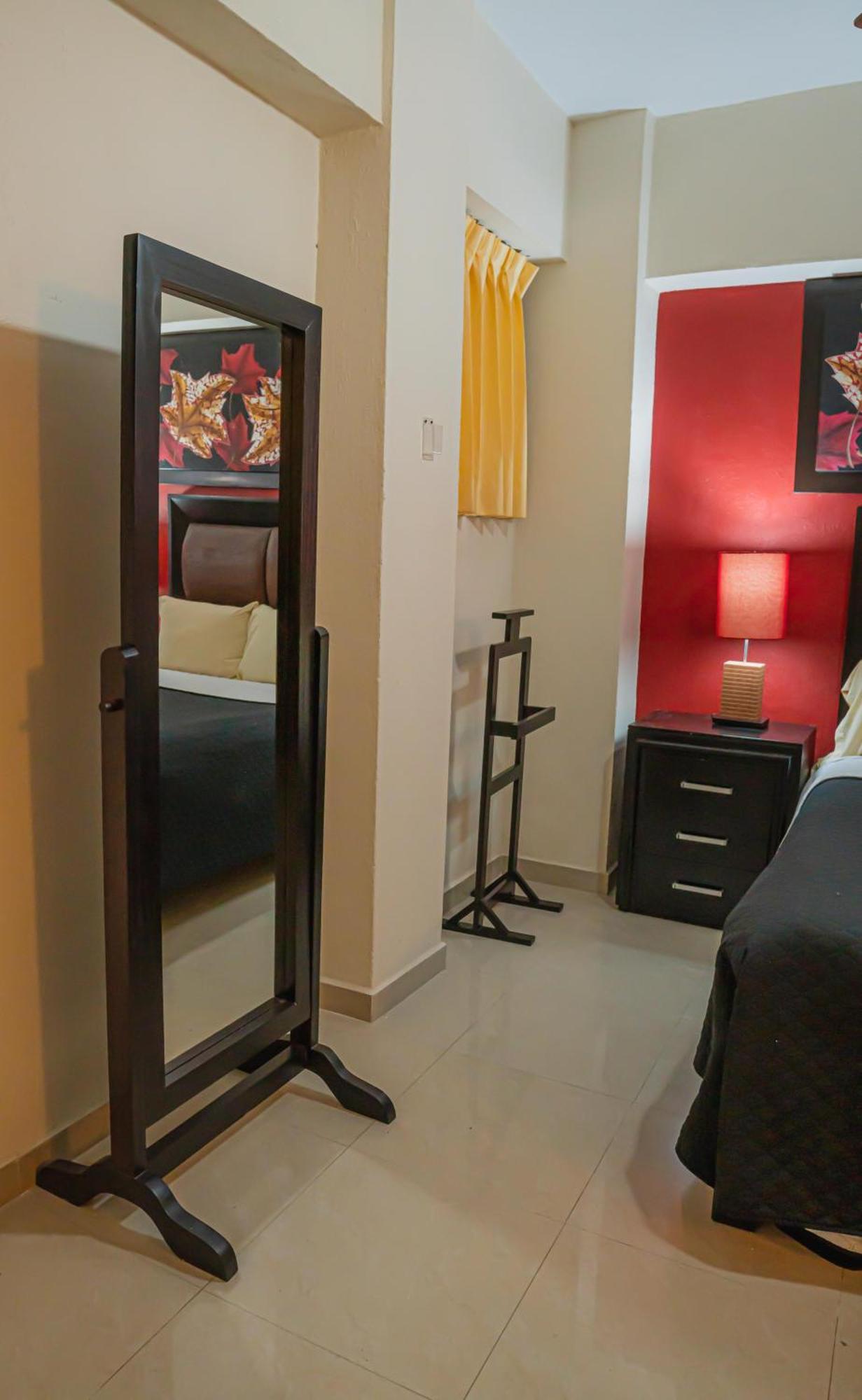 Hotel Zapotlan Ciudad Guzman Eksteriør bilde