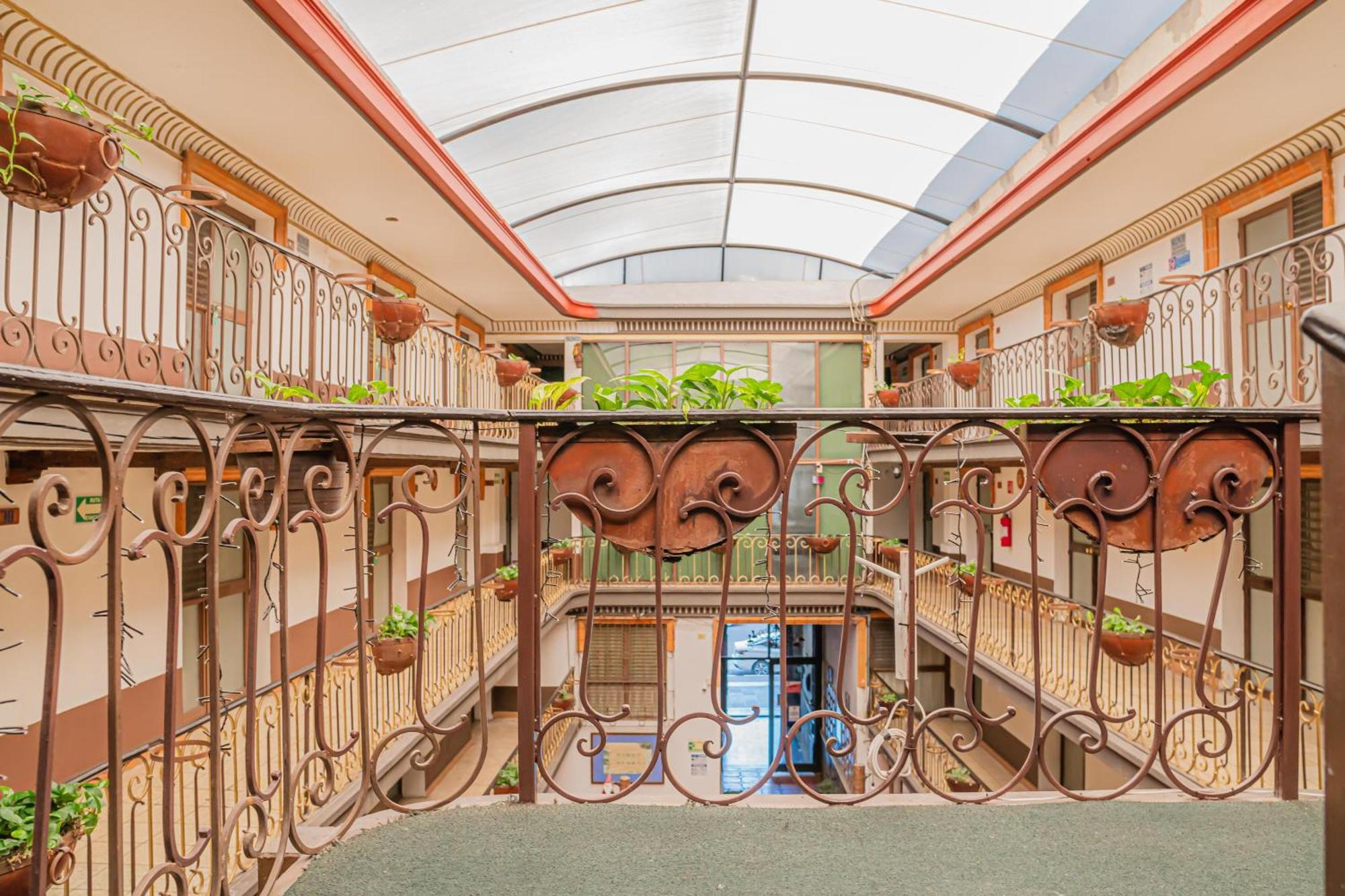 Hotel Zapotlan Ciudad Guzman Eksteriør bilde