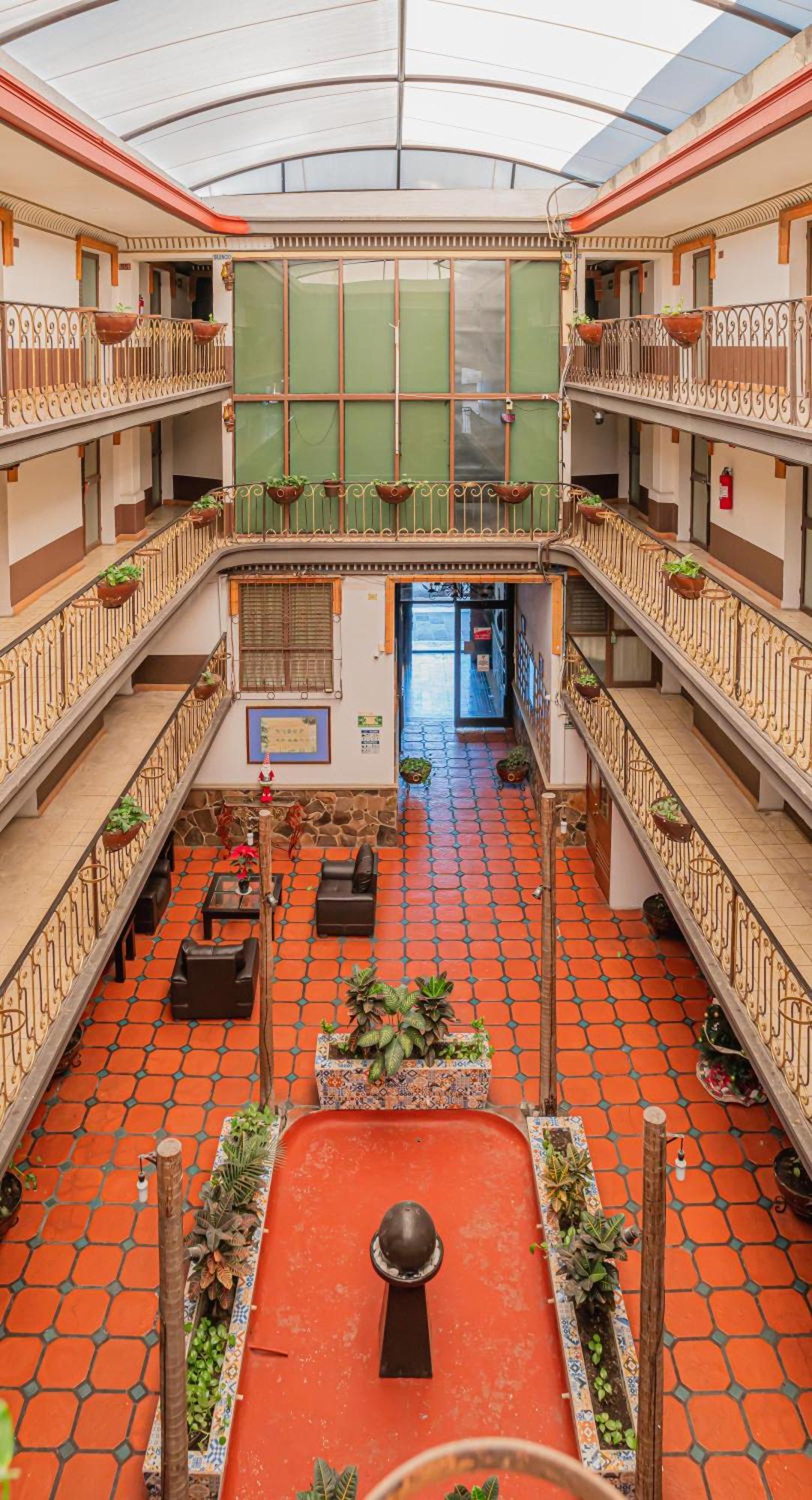 Hotel Zapotlan Ciudad Guzman Eksteriør bilde
