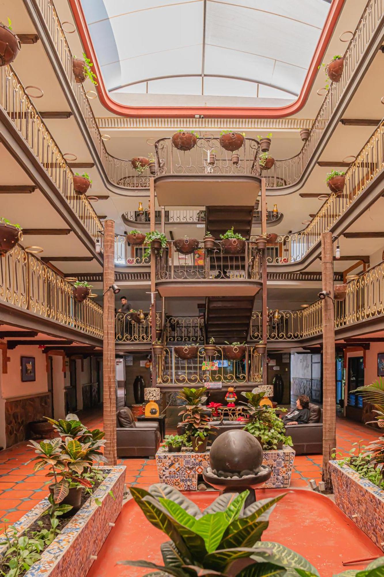 Hotel Zapotlan Ciudad Guzman Eksteriør bilde